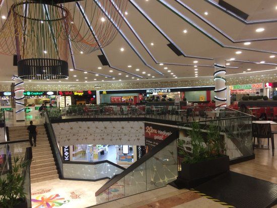 Centro commerciale Beylikdüzü Migros AVM